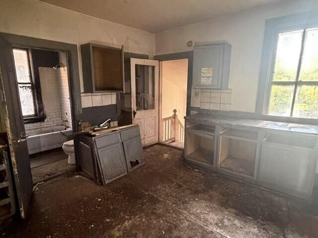 3046 N 2nd STREET, Milwaukee, WI 53212