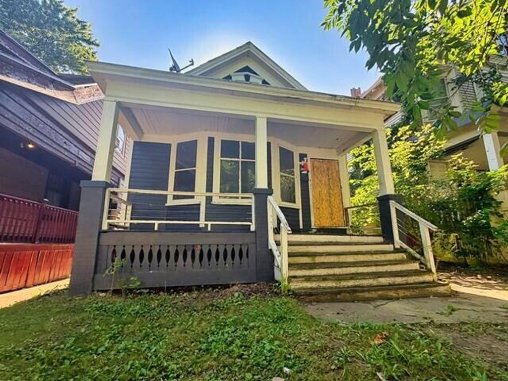 3046 N 2nd STREET, Milwaukee, WI 53212