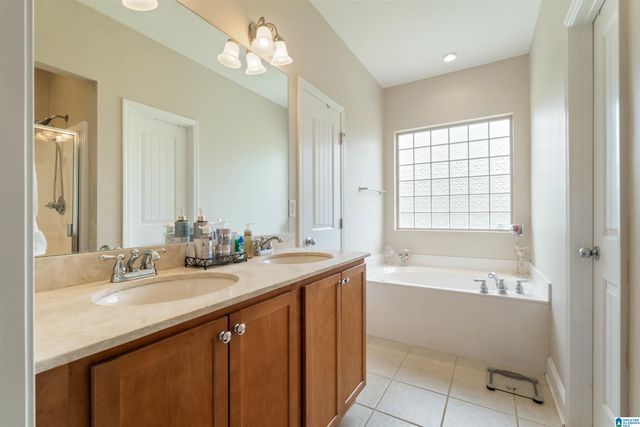 1125 OVERLOOK DRIVE, Trussville, AL 35173