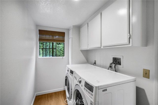 19620 Leadwell Street, Reseda (los Angeles), CA 91335