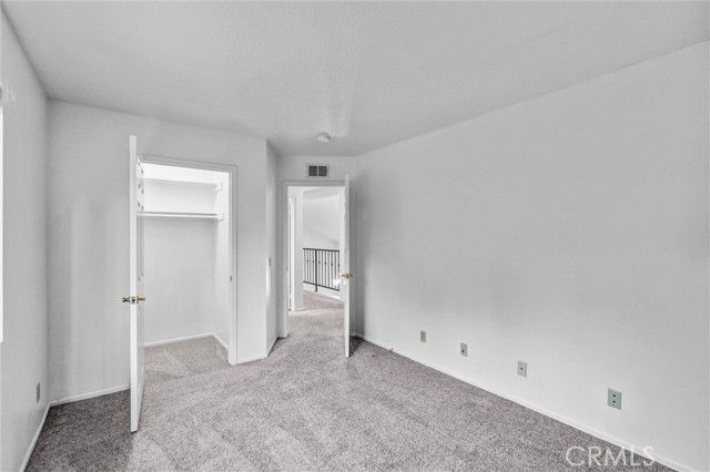 19620 Leadwell Street, Reseda (los Angeles), CA 91335