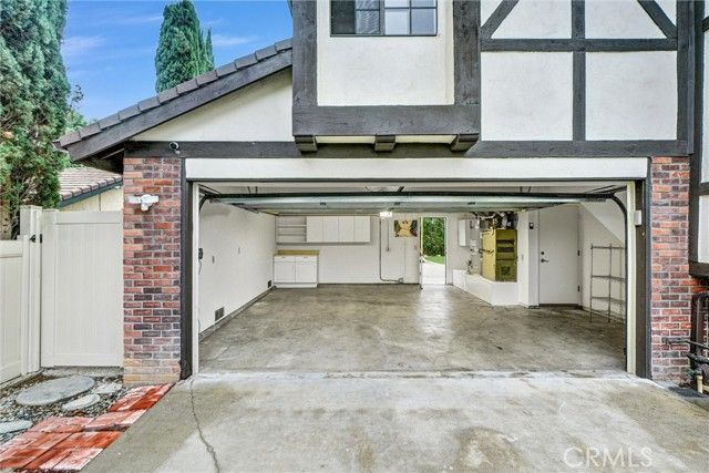 19620 Leadwell Street, Reseda (los Angeles), CA 91335