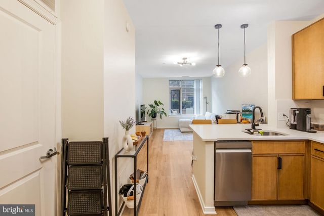 6506 AMERICA BLVD #213, Hyattsville, MD 20782