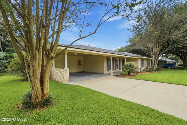 217 Meadow Lane, Lafayette, LA 70506