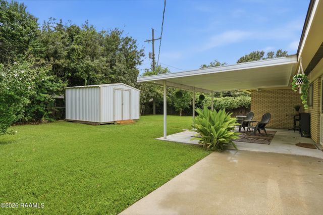 217 Meadow Lane, Lafayette, LA 70506