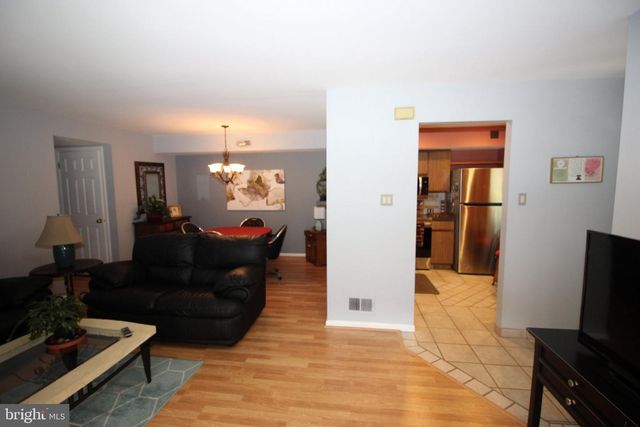 403 STEAMBOAT, Southampton, PA 18966