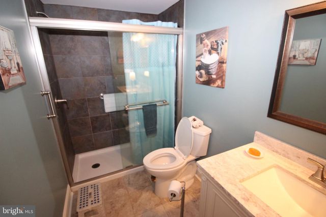 403 STEAMBOAT, Southampton, PA 18966