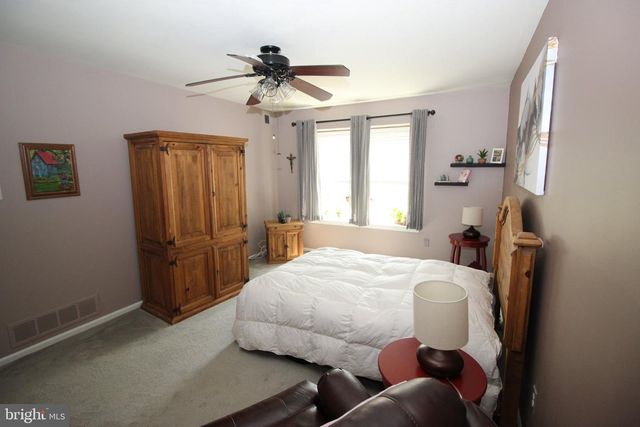 403 STEAMBOAT, Southampton, PA 18966