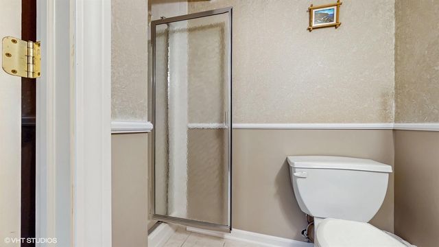 8844 Oakwood Avenue, Munster, IN 46321