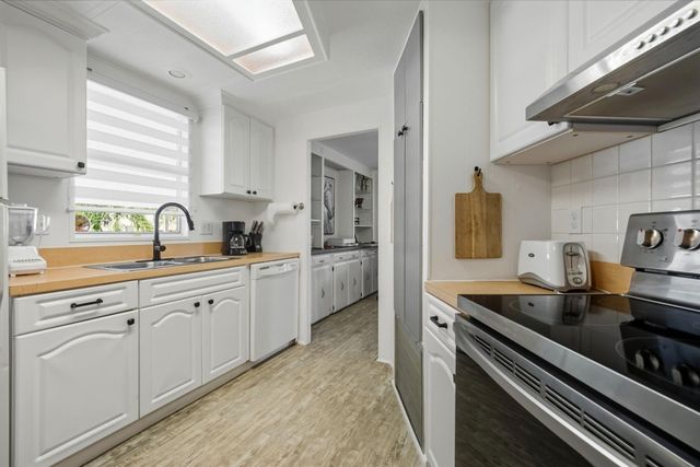 2130 SW 51st Court, Fort Lauderdale, FL 33312