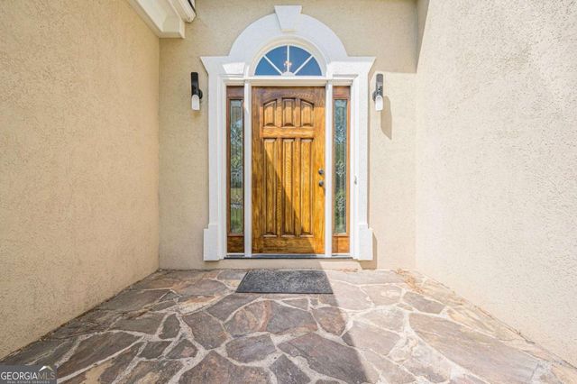 13070 Magnolia Crescent Drive, Roswell, GA 30075