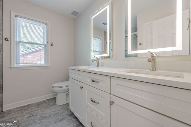 13070 Magnolia Crescent Drive, Roswell, GA 30075