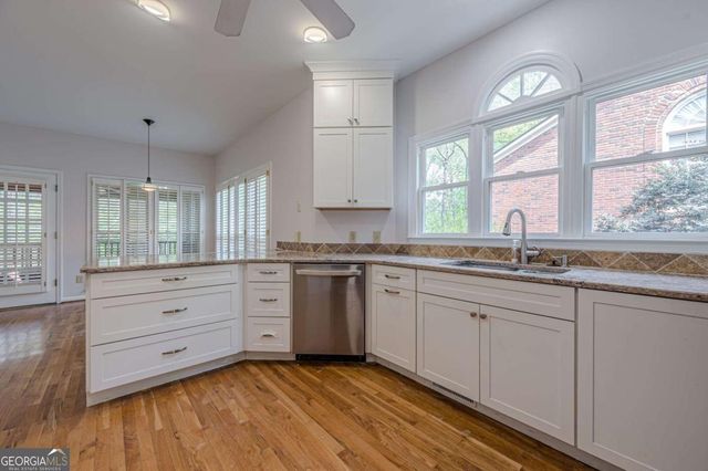 13070 Magnolia Crescent Drive, Roswell, GA 30075