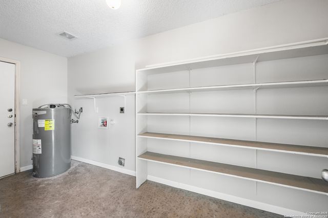 8010 Chestnut Gate, Converse, TX 78109