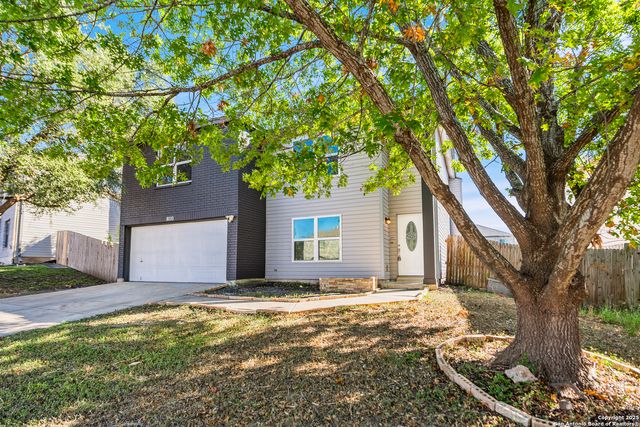 8010 Chestnut Gate, Converse, TX 78109