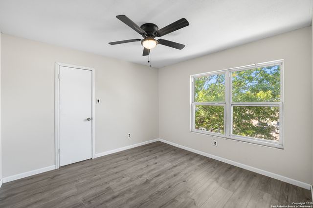 8010 Chestnut Gate, Converse, TX 78109