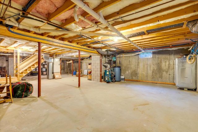 575 Harwich Road, Brewster, MA 02631