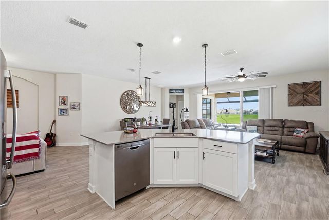 8954 FLUFFY LIE COURT, Davenport, FL 33896