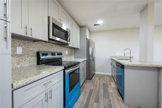 4111 Stirling Rd 509, Dania Beach, FL 33314