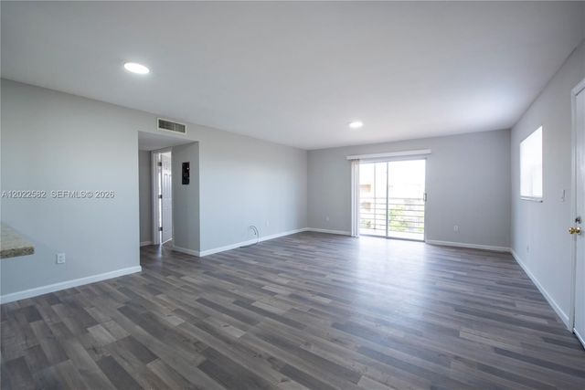4111 Stirling Rd 509, Dania Beach, FL 33314
