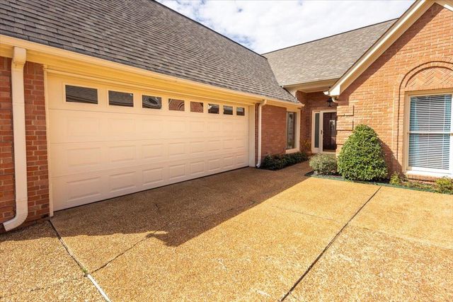 6650 PLAYER DR, Olive Branch, MS 38654