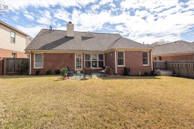 6650 PLAYER DR, Olive Branch, MS 38654