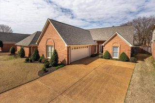 6650 PLAYER DR, Olive Branch, MS 38654