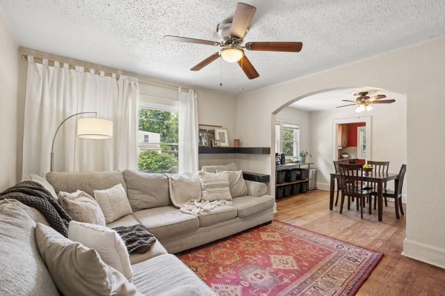 2423 35th Street, Des Moines, IA 50310