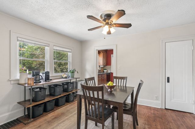 2423 35th Street, Des Moines, IA 50310