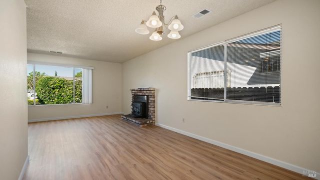 289 Belford Pl, Vacaville, CA 95687
