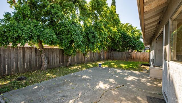 289 Belford Pl, Vacaville, CA 95687