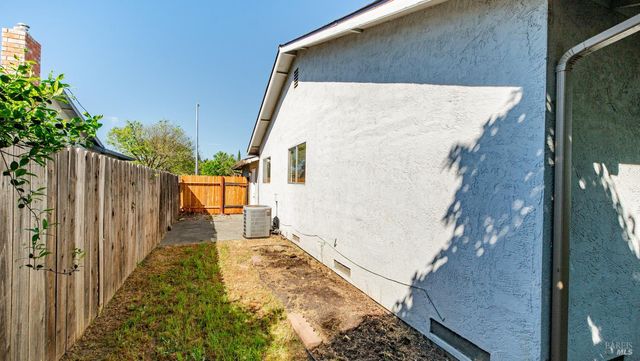 289 Belford Pl, Vacaville, CA 95687