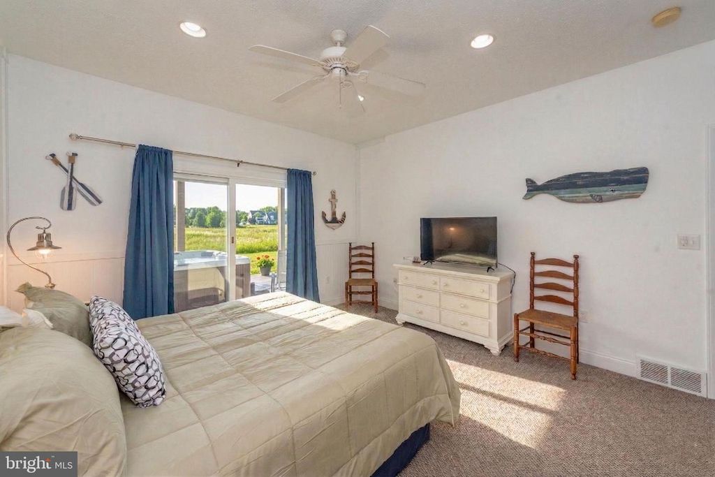 Image 13 of property listing at 85 CLUBHOUSE DR, Swanton, MD 21561