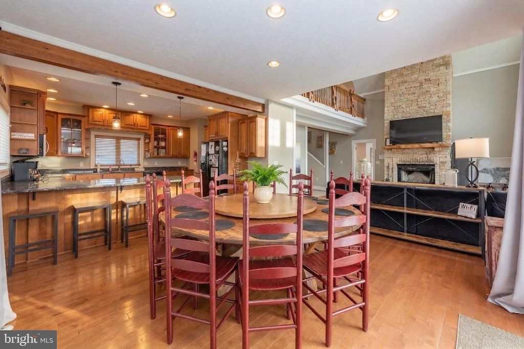 Image 17 of property listing at 85 CLUBHOUSE DR, Swanton, MD 21561