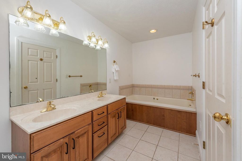 Image 67 of property listing at 85 CLUBHOUSE DR, Swanton, MD 21561