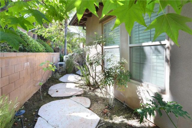 30 Shaman, Irvine, CA 92618