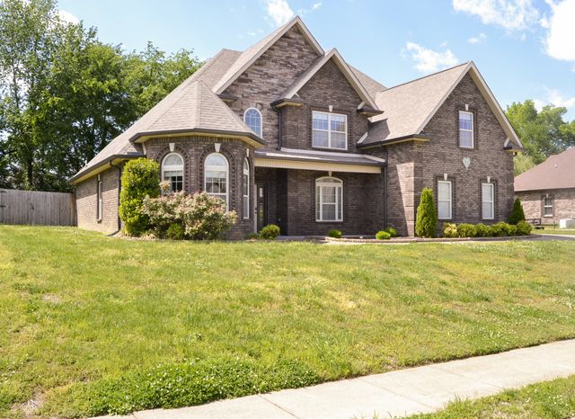 1504 Benton Park Pl, Clarksville, TN 37040