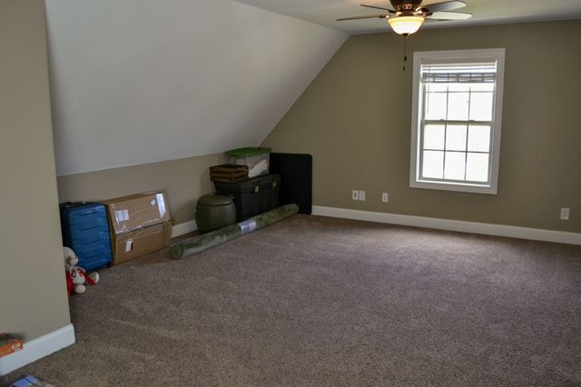 1504 Benton Park Pl, Clarksville, TN 37040