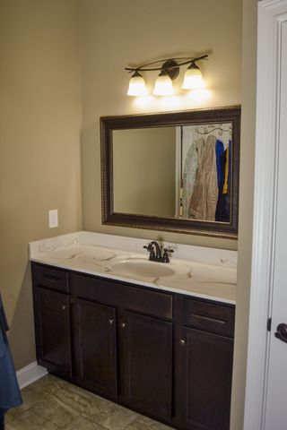 1504 Benton Park Pl, Clarksville, TN 37040