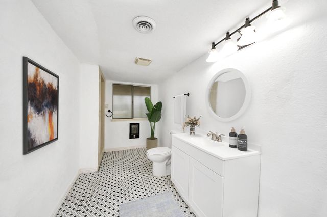 6304 Crab Orchard Road, Houston, TX 77057