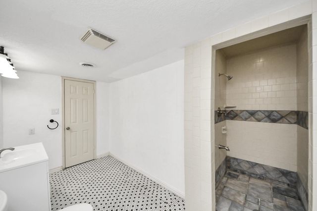 6304 Crab Orchard Road, Houston, TX 77057