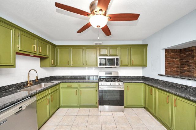 6304 Crab Orchard Road, Houston, TX 77057