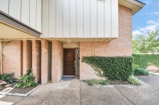 6304 Crab Orchard Road, Houston, TX 77057
