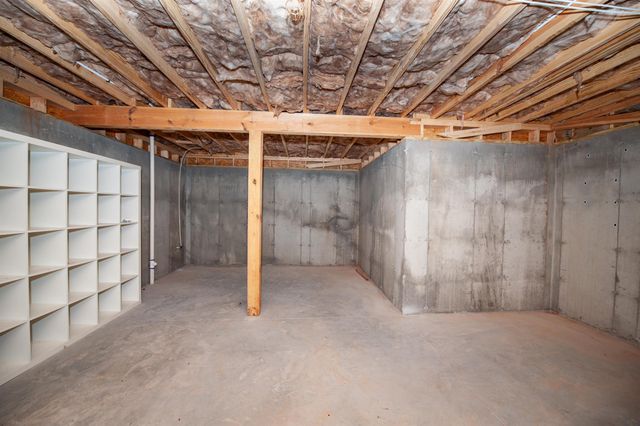 121 Albus Dr., Wellford, SC 29385