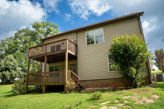 121 Albus Dr., Wellford, SC 29385