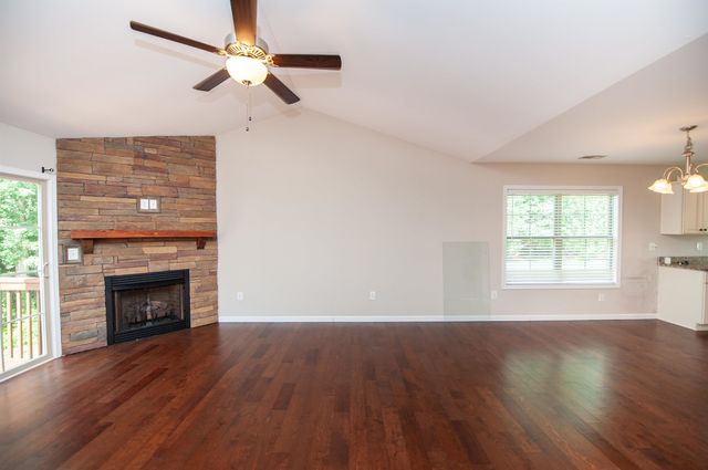 121 Albus Dr., Wellford, SC 29385