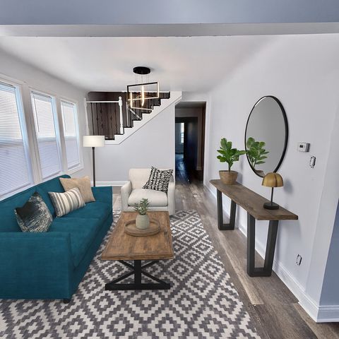 8640 S Blackstone Avenue, Chicago, IL 60619