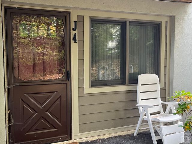 24 Highlands Drive J-4, Hunter, NY 12442