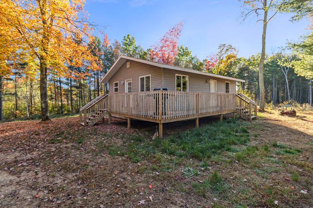 6483 S Emma Avenue, Pleasant Plains Twp, MI 49304