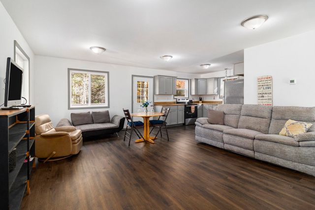 6483 S Emma Avenue, Pleasant Plains Twp, MI 49304